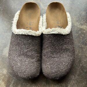 Birkis by Birkenstock Provence Felt Fur